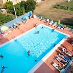 Villaggio Il Frutteto Κάμπινγκ